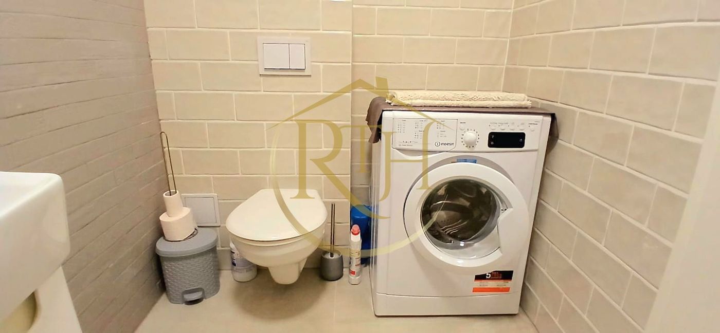 Oferim spre vanzare Apartament 2 camere tip SAD  + 2 locuri de parcare