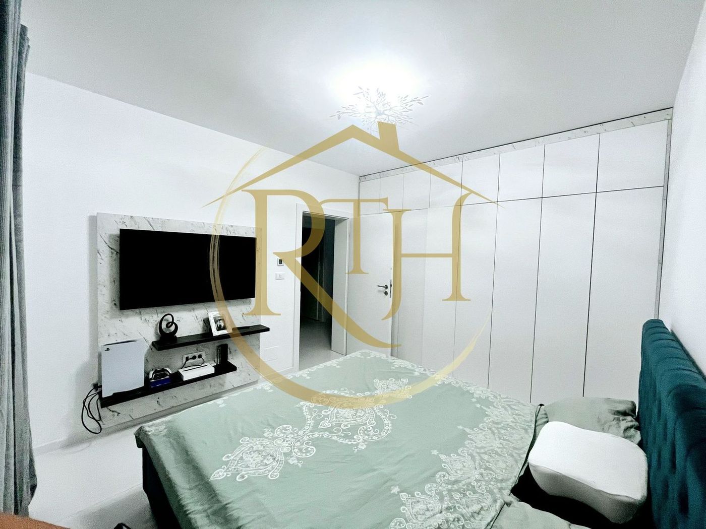 Oferim spre vanzare, Duplex 3 camere, Mobilat si Utilat, Mosnita Noua