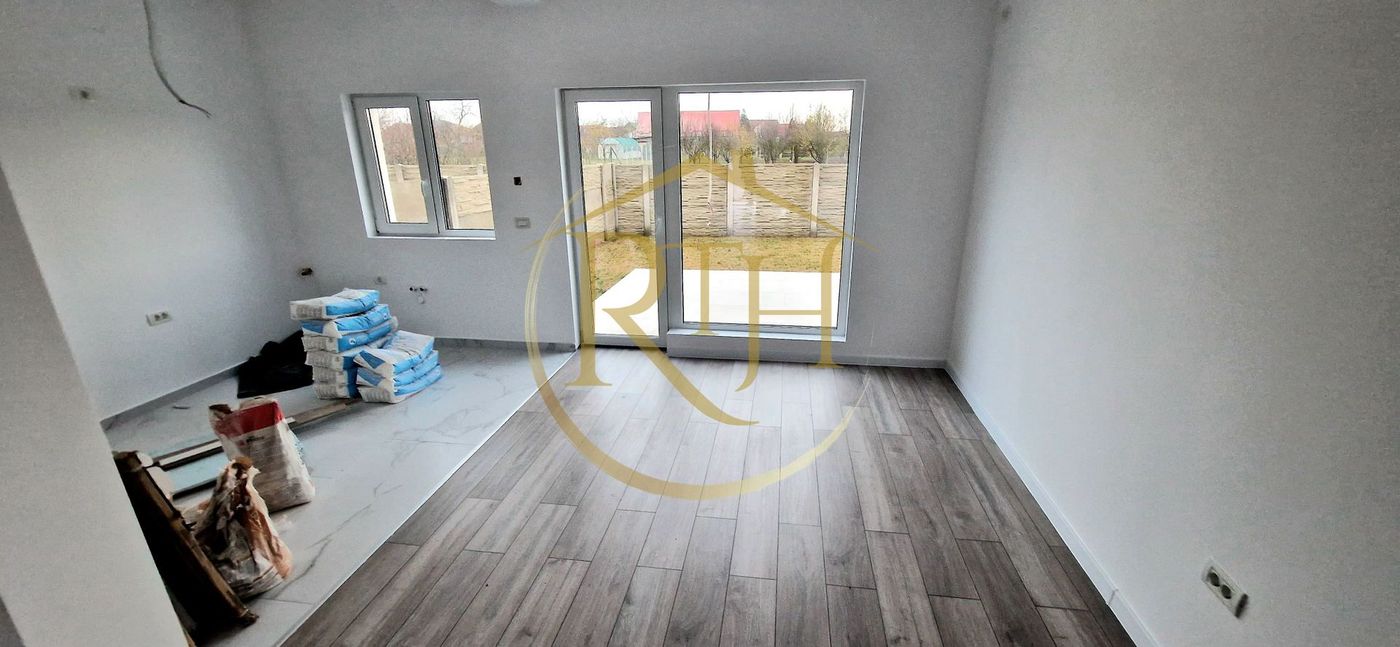 anBn-16299 Duplex de vanzare cu 4 camere,2 bai,250 mp teren-Mosnita Veche zona Centrala.