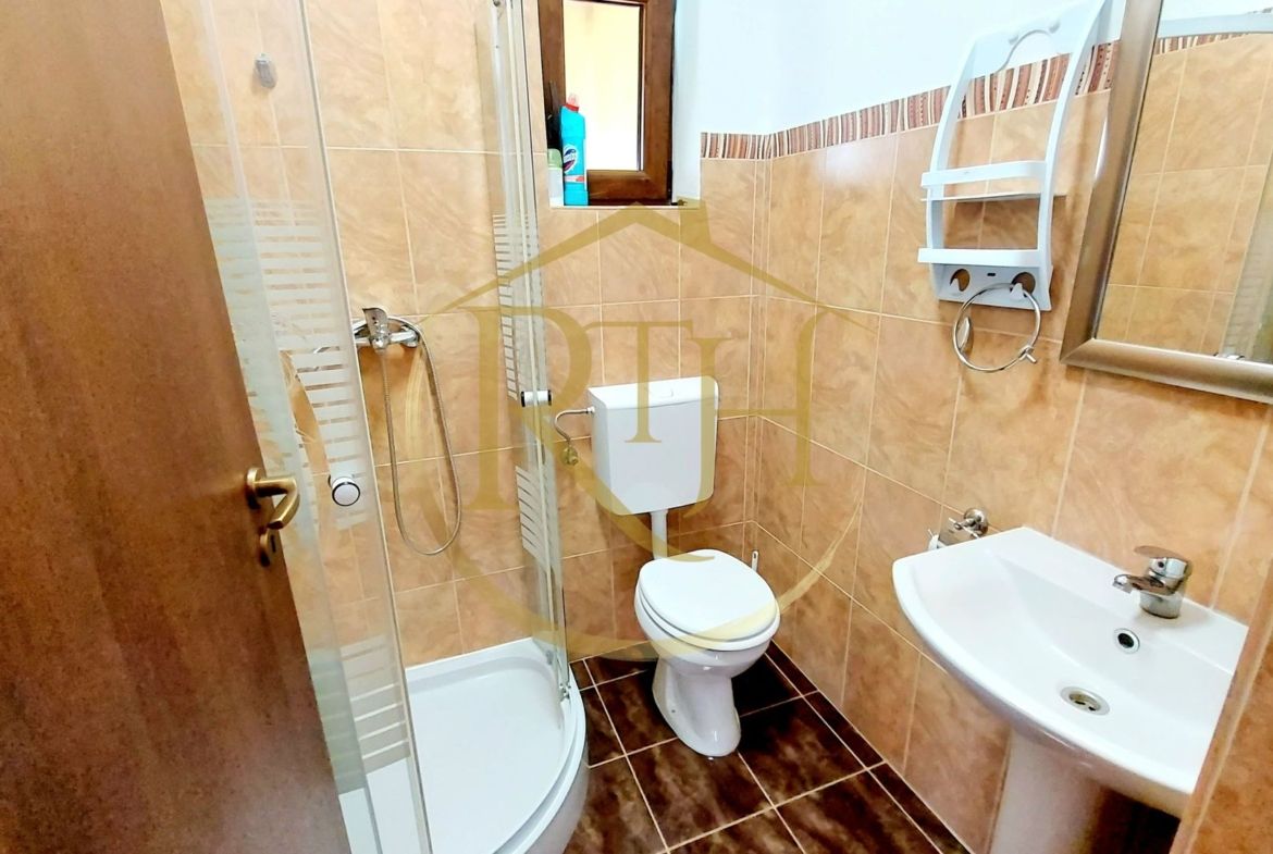Oferim spre inchiriere casa-duplex,4 camere,Dumbravita aproape de Lidl