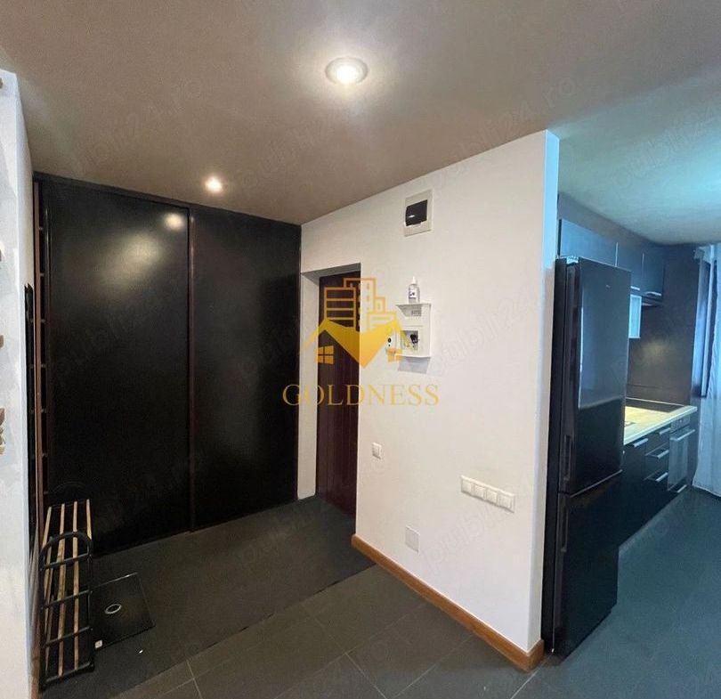 3 camere, 100mp, Parcare, Andrei Muresanu, Brancusi, BT, Home Garden