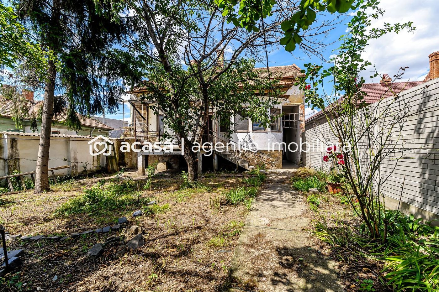 Casă pe Str. Dorobanților | 716 mp teren | Pârneava
