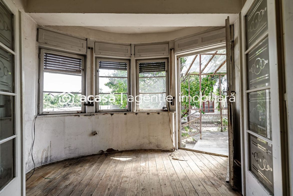 Casă pe Str. Dorobanților | 716 mp teren | Pârneava
