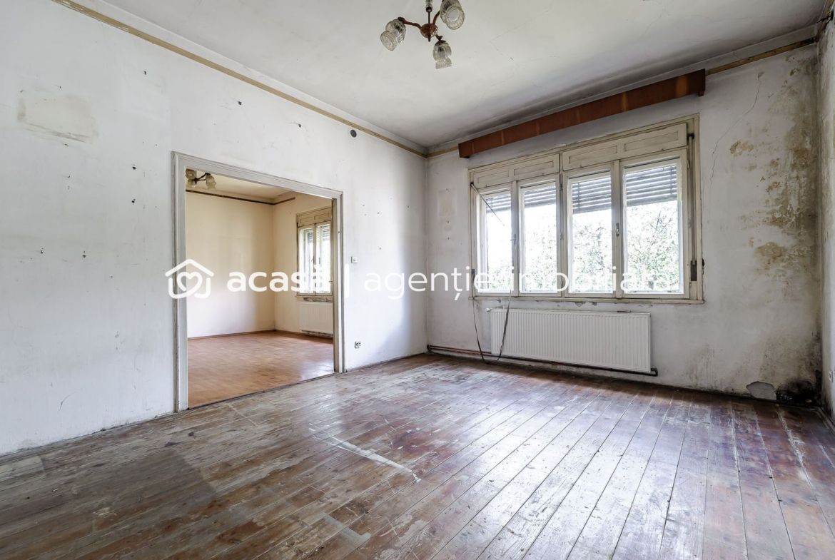 Casă pe Str. Dorobanților | 716 mp teren | Pârneava