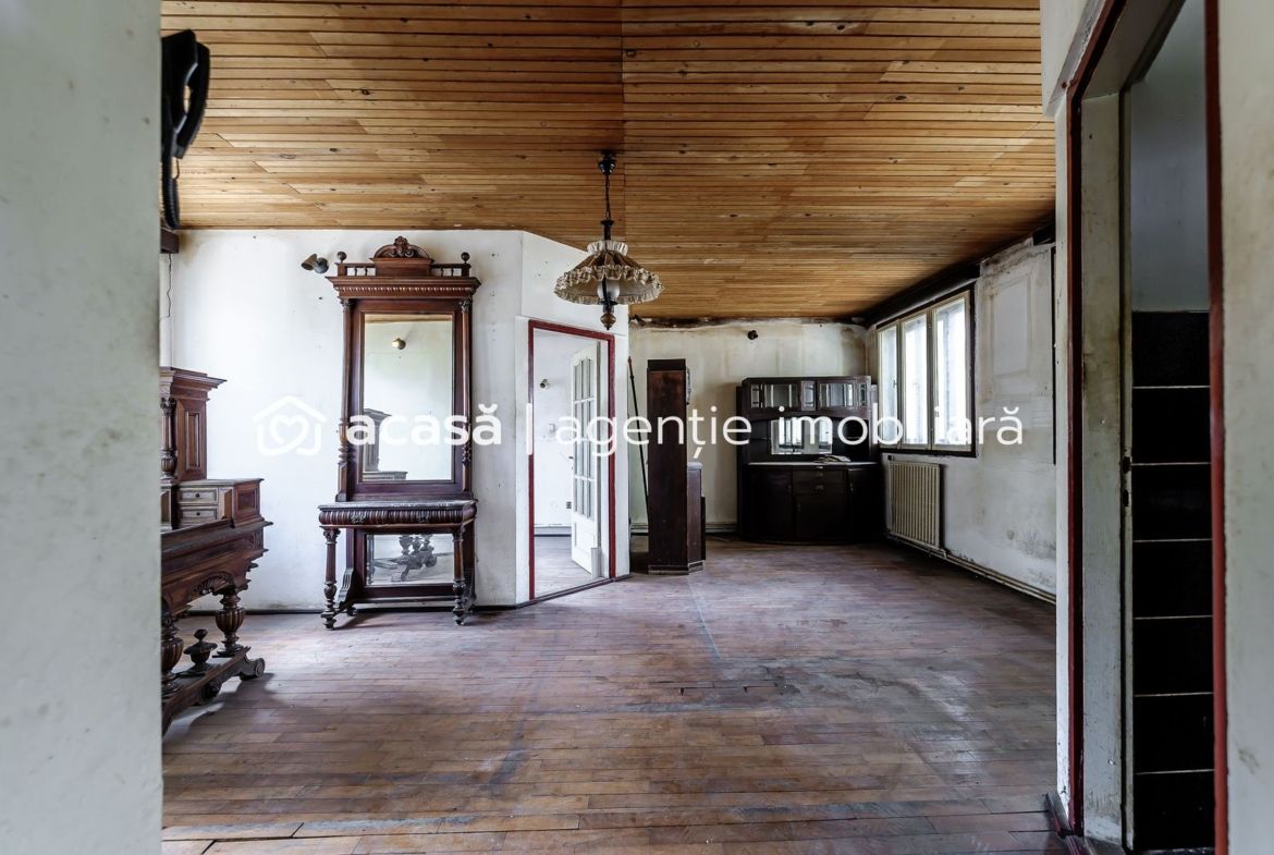 Casă pe Str. Dorobanților | 716 mp teren | Pârneava