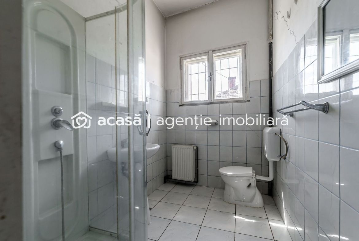 Casă pe Str. Dorobanților | 716 mp teren | Pârneava