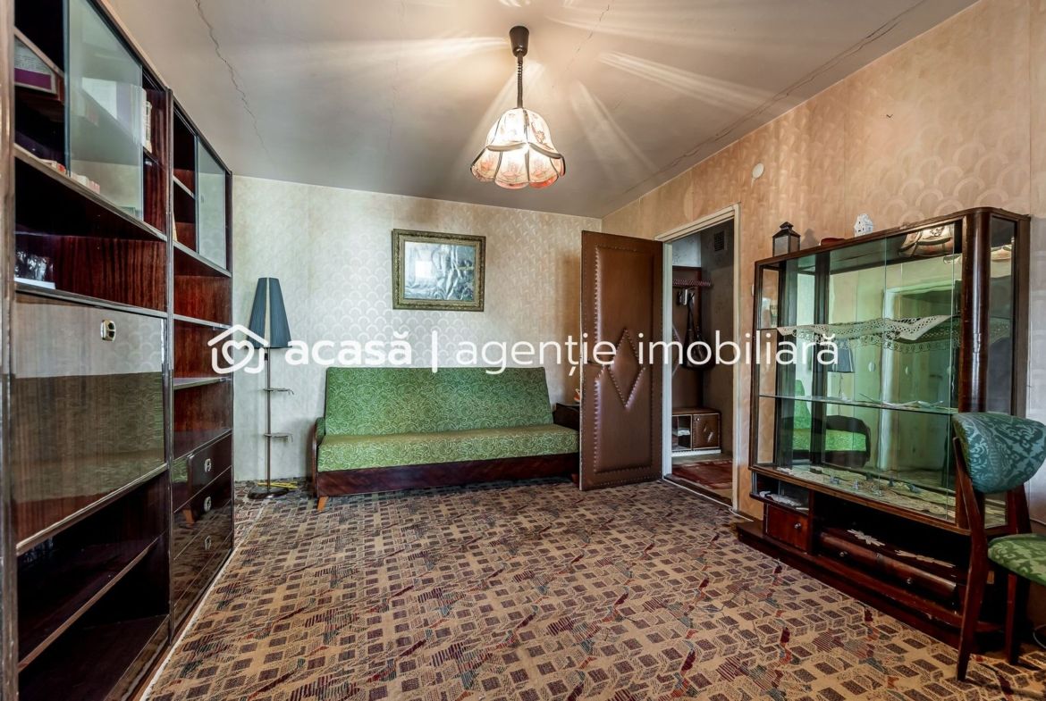 Apartament 2 camere Ultracentral – Bvd Revoluției, Etaj 1 – COMISION 0