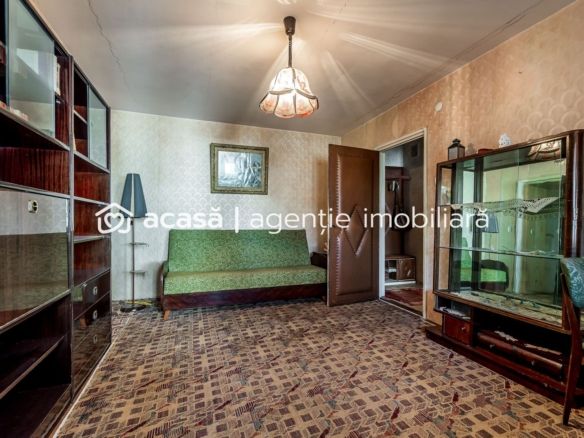 Apartament 2 camere Ultracentral – Bvd Revoluției, Etaj 1 – COMISION 0