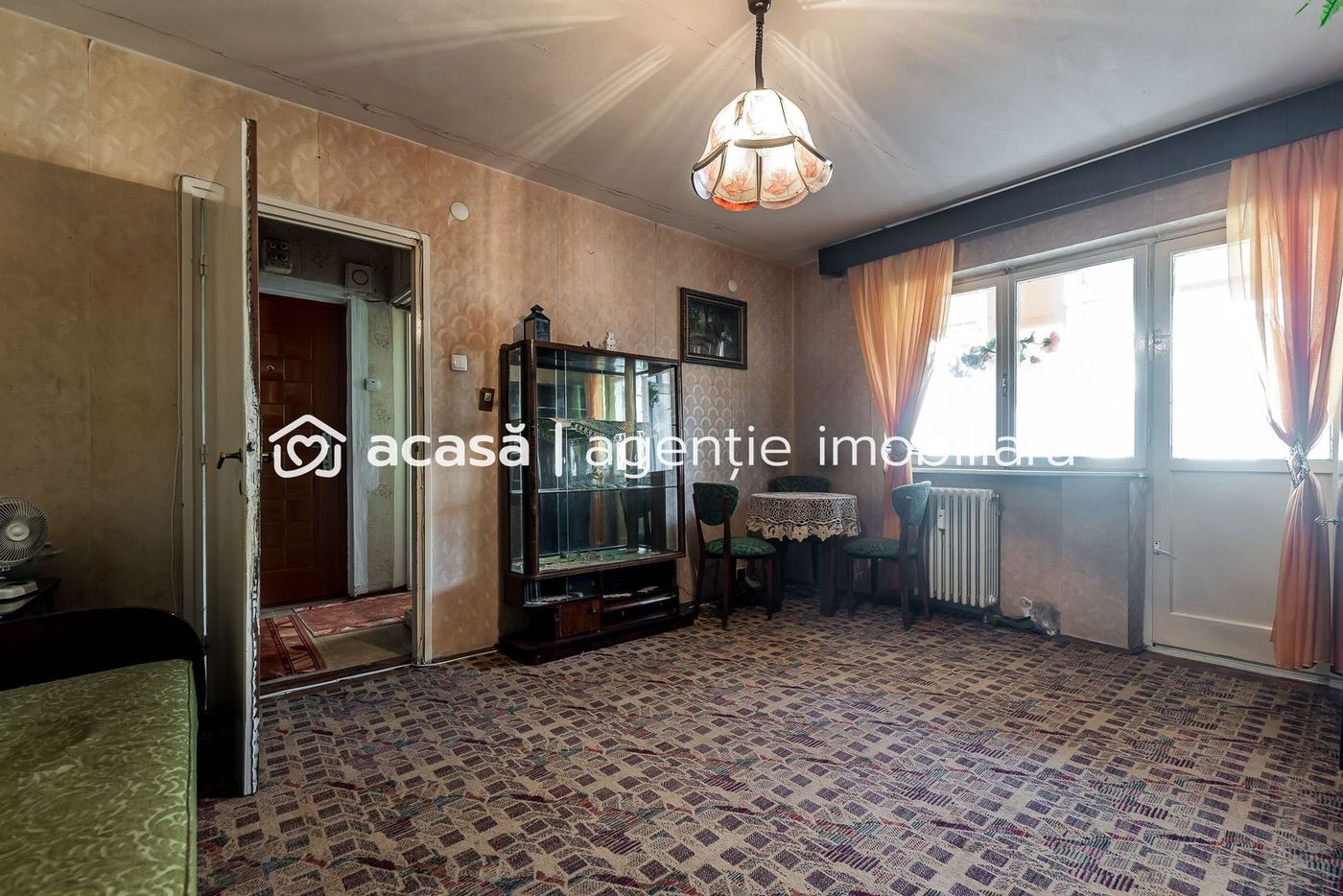 Apartament 2 camere Ultracentral – Bvd Revoluției, Etaj 1 – COMISION 0