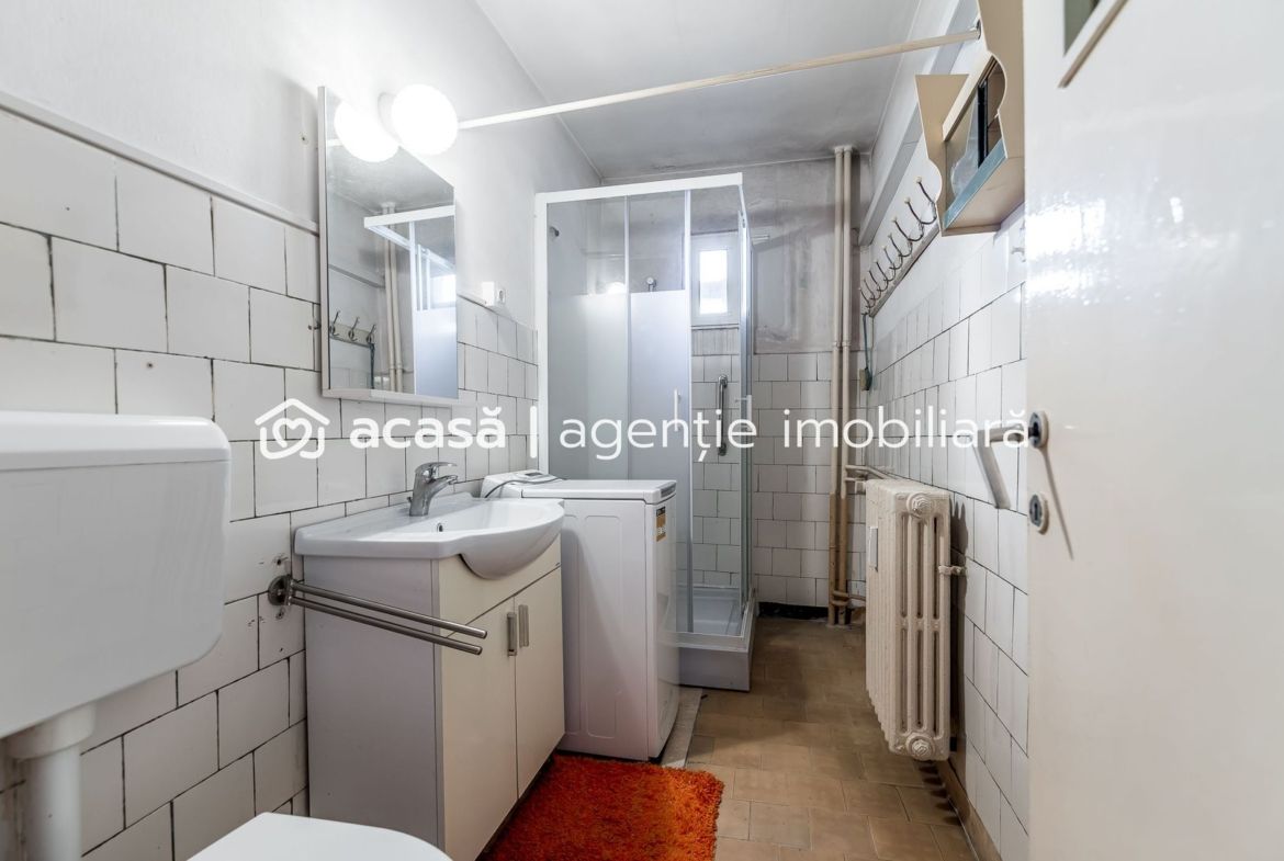 Apartament 2 camere Ultracentral – Bvd Revoluției, Etaj 1 – COMISION 0