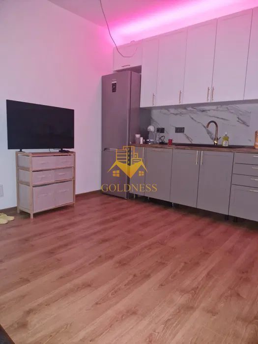 3 camere open-space, Parcare, Zona Fabricii, Piata Oser, Hornbach