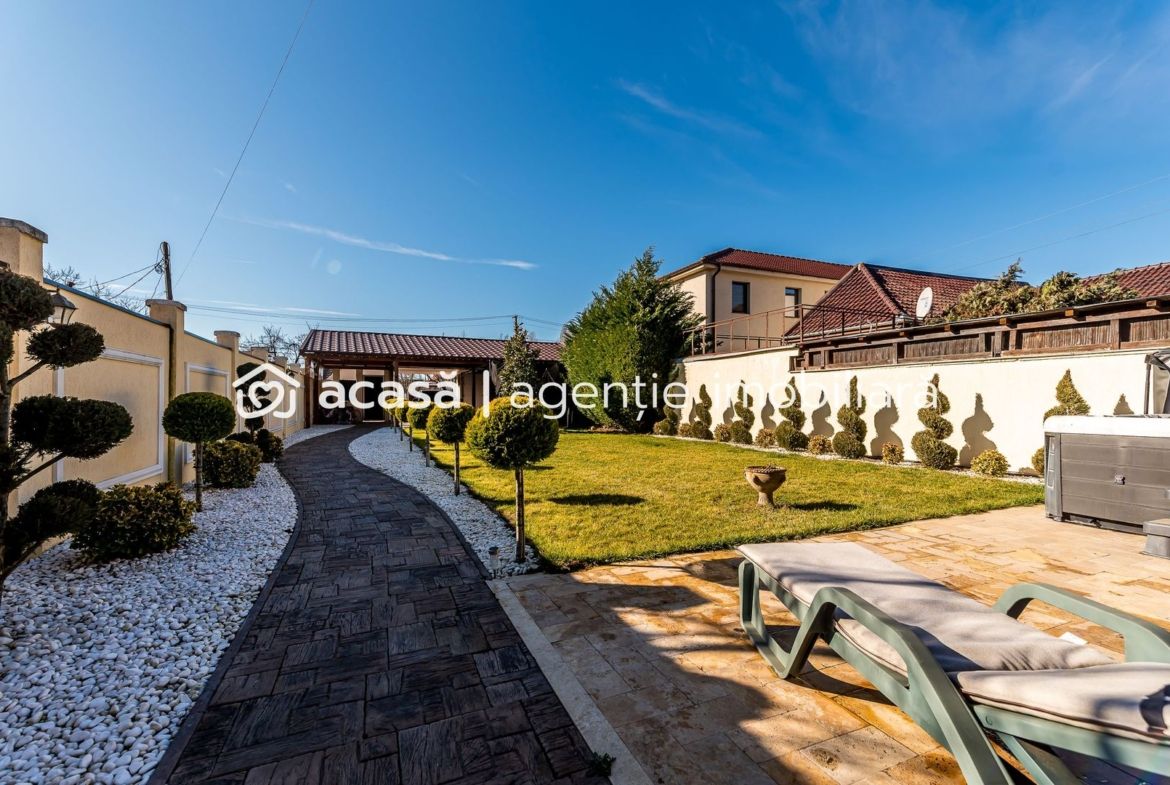 Casă cu5 camere, teren 720 mp, fotovoltaice 13 kW, Aradul Nou