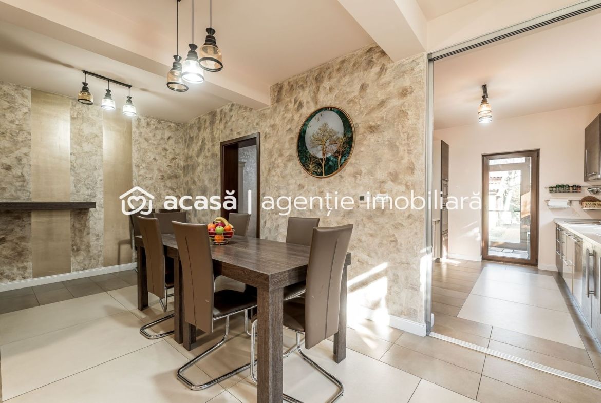 Casă cu5 camere, teren 720 mp, fotovoltaice 13 kW, Aradul Nou