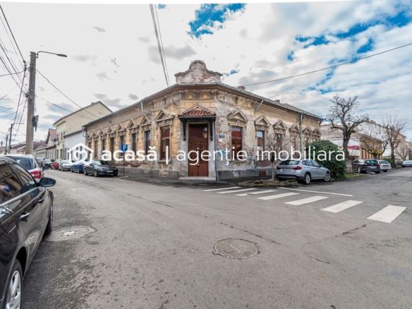 Apartament cu 3 Camere la Casă pe Strada I.L. Caragiale, Arad