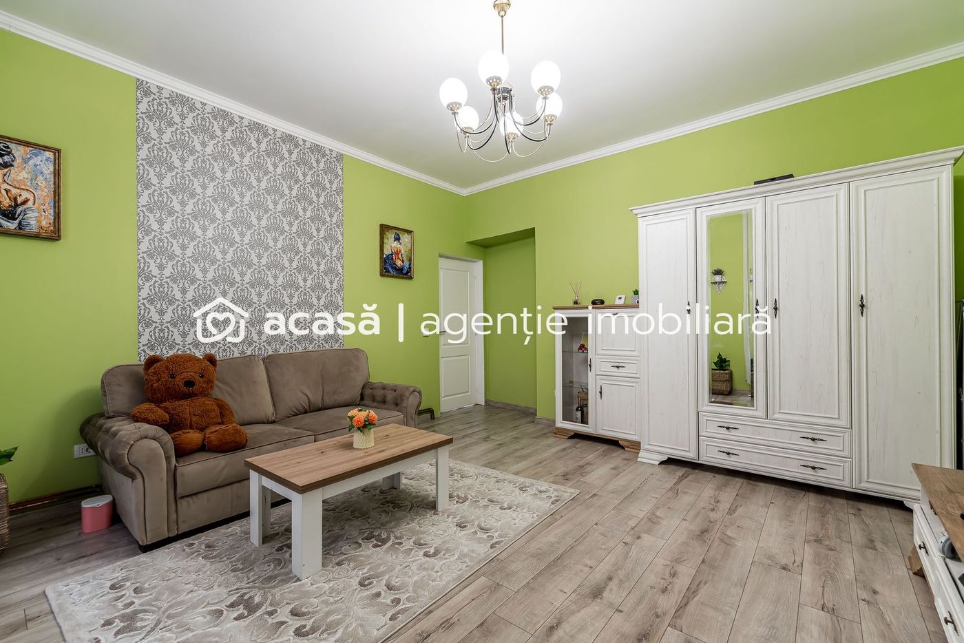 Apartament 2 camere, ultracentral, etaj intermediar (etaj 1)