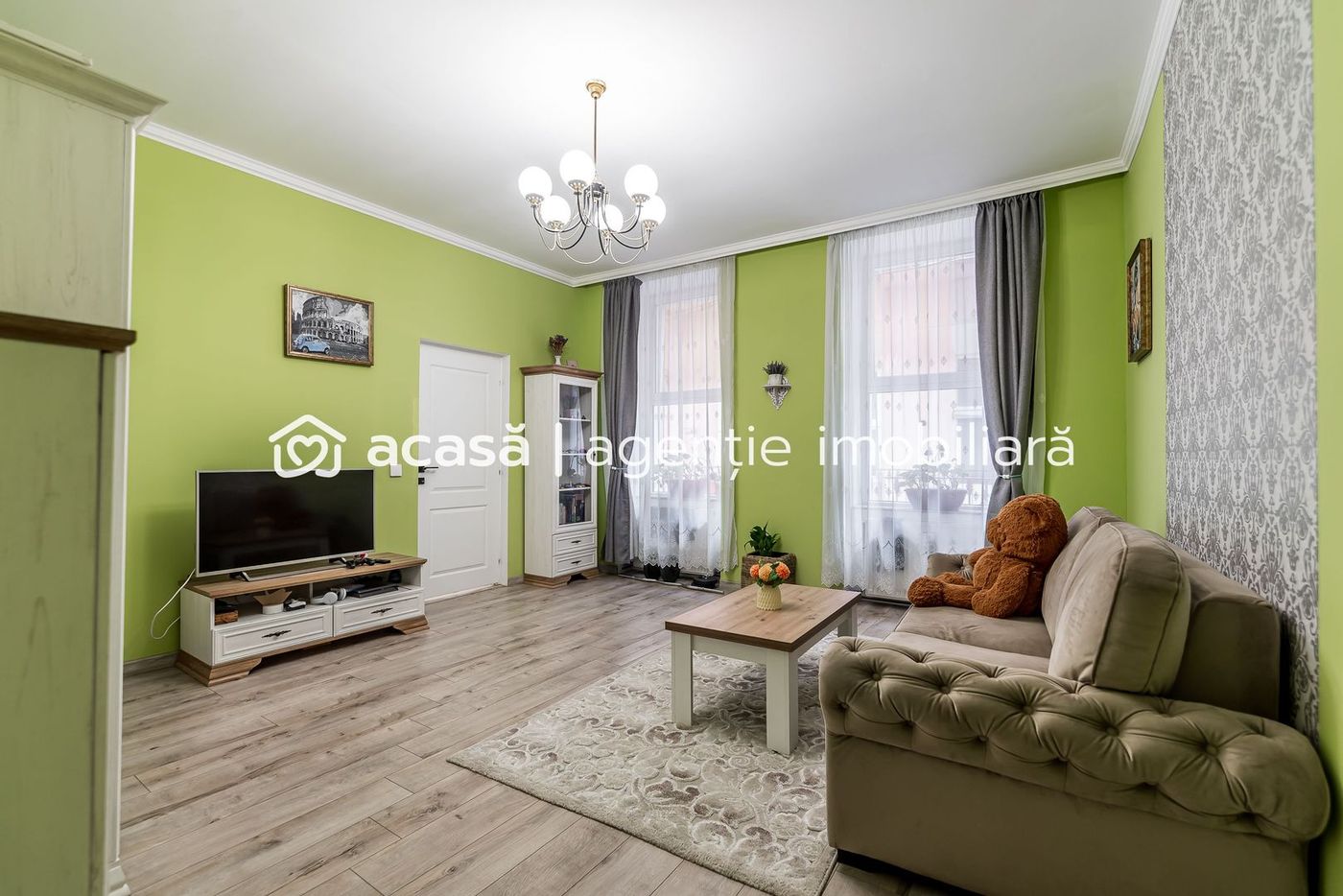 Apartament 2 camere, ultracentral, etaj intermediar (etaj 1)