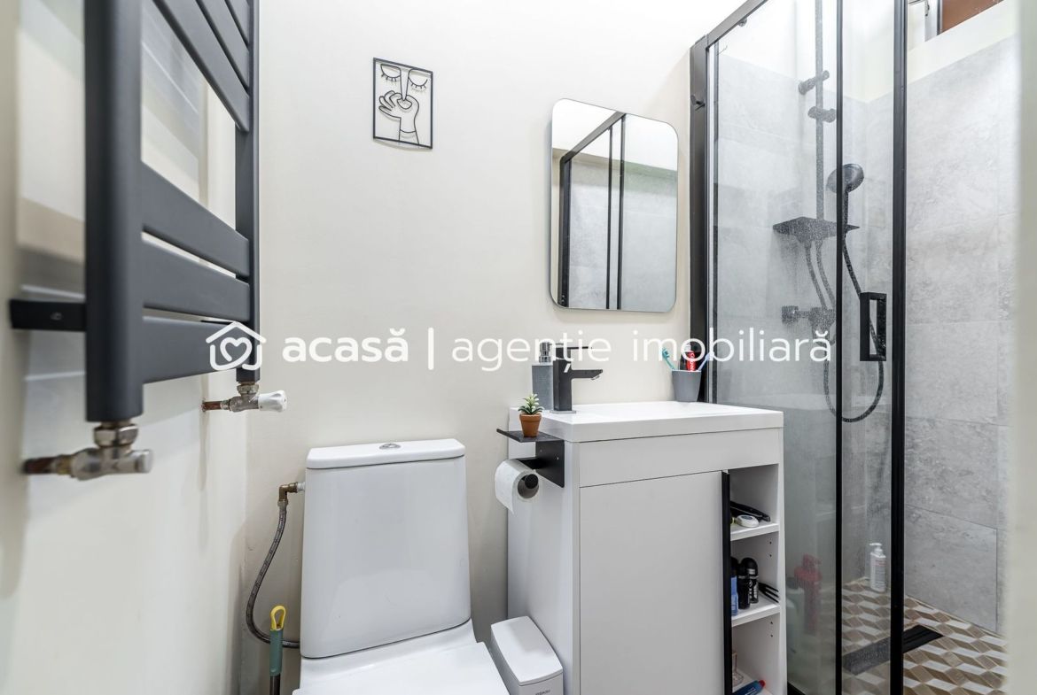Apartament 2 camere, ultracentral, etaj intermediar (etaj 1)
