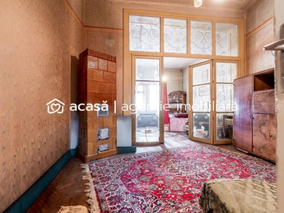 Apartament la parter înalt, str. Lucian Blaga, centrul Aradului