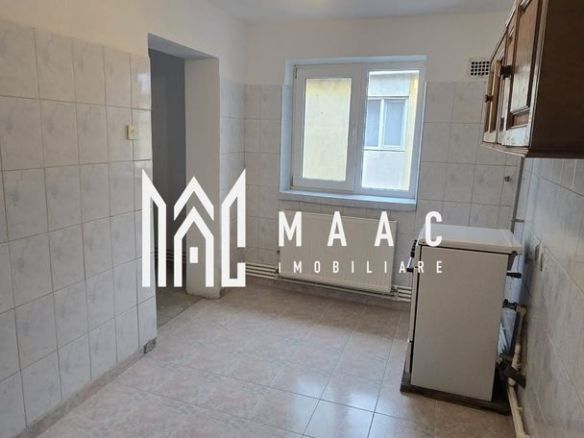Garsonieră spațioasă de vanzare | centrala proprie | vedere superba.