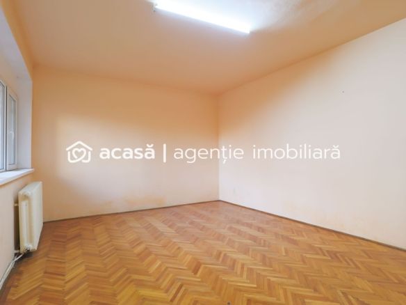 PRET NOU! Apartament decomandat 3 camere – str. Horia – COMISION 0%
