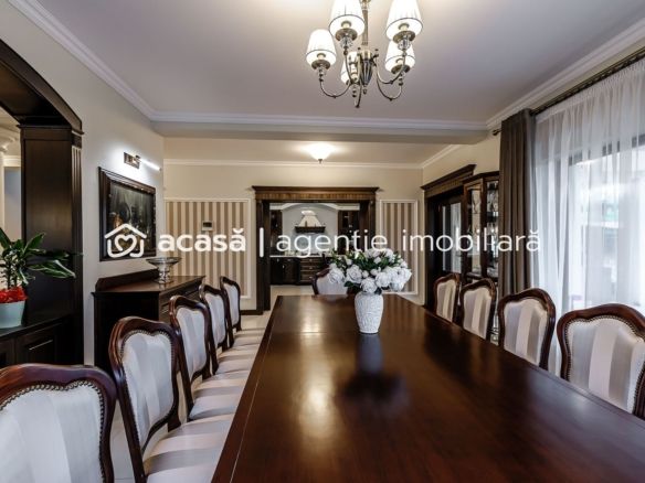 PRET NOU!!!   Vilă de Lux în Grădiște