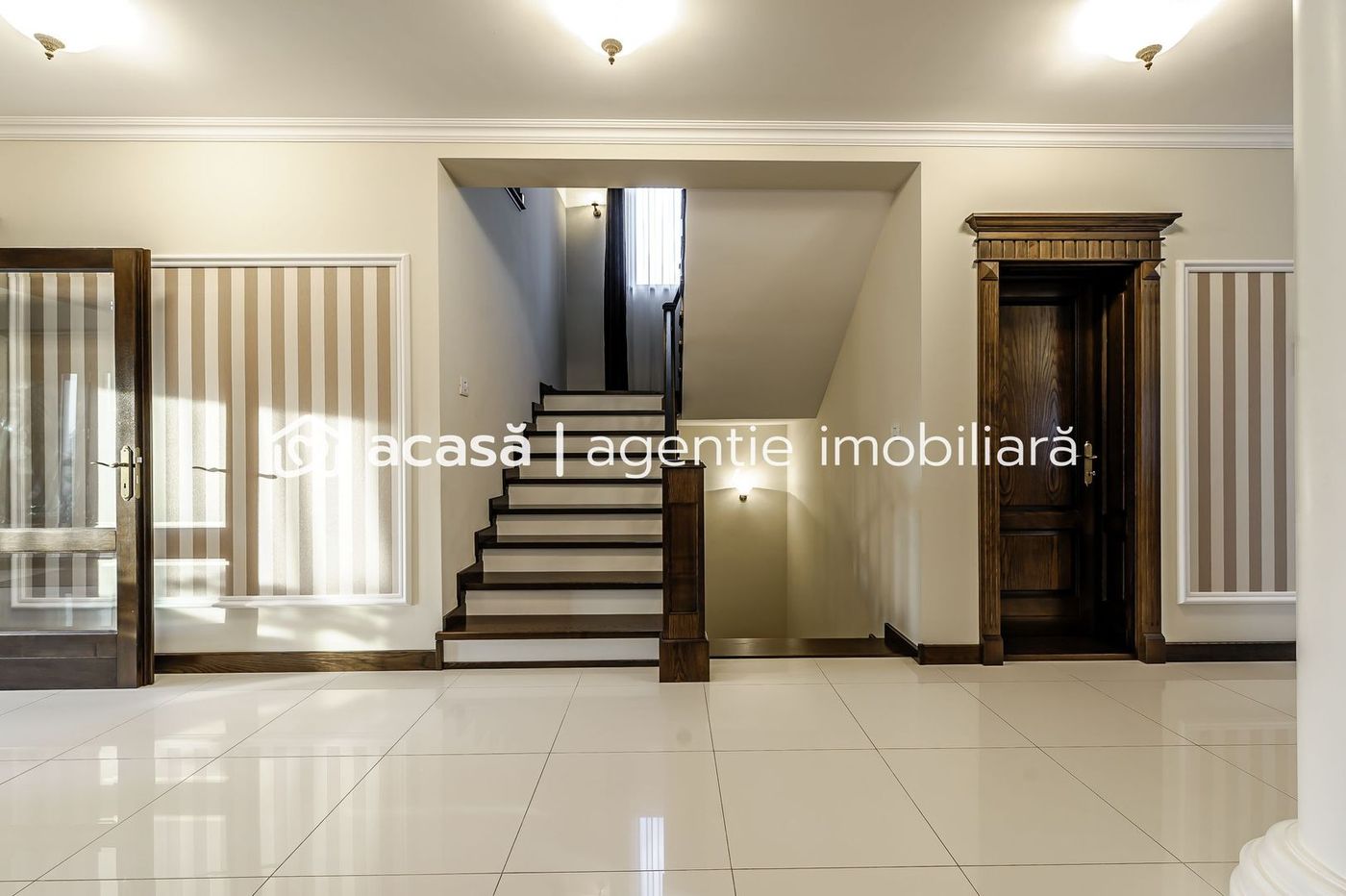 anBn-17249 PRET NOU!!! Vilă de Lux în Grădiște