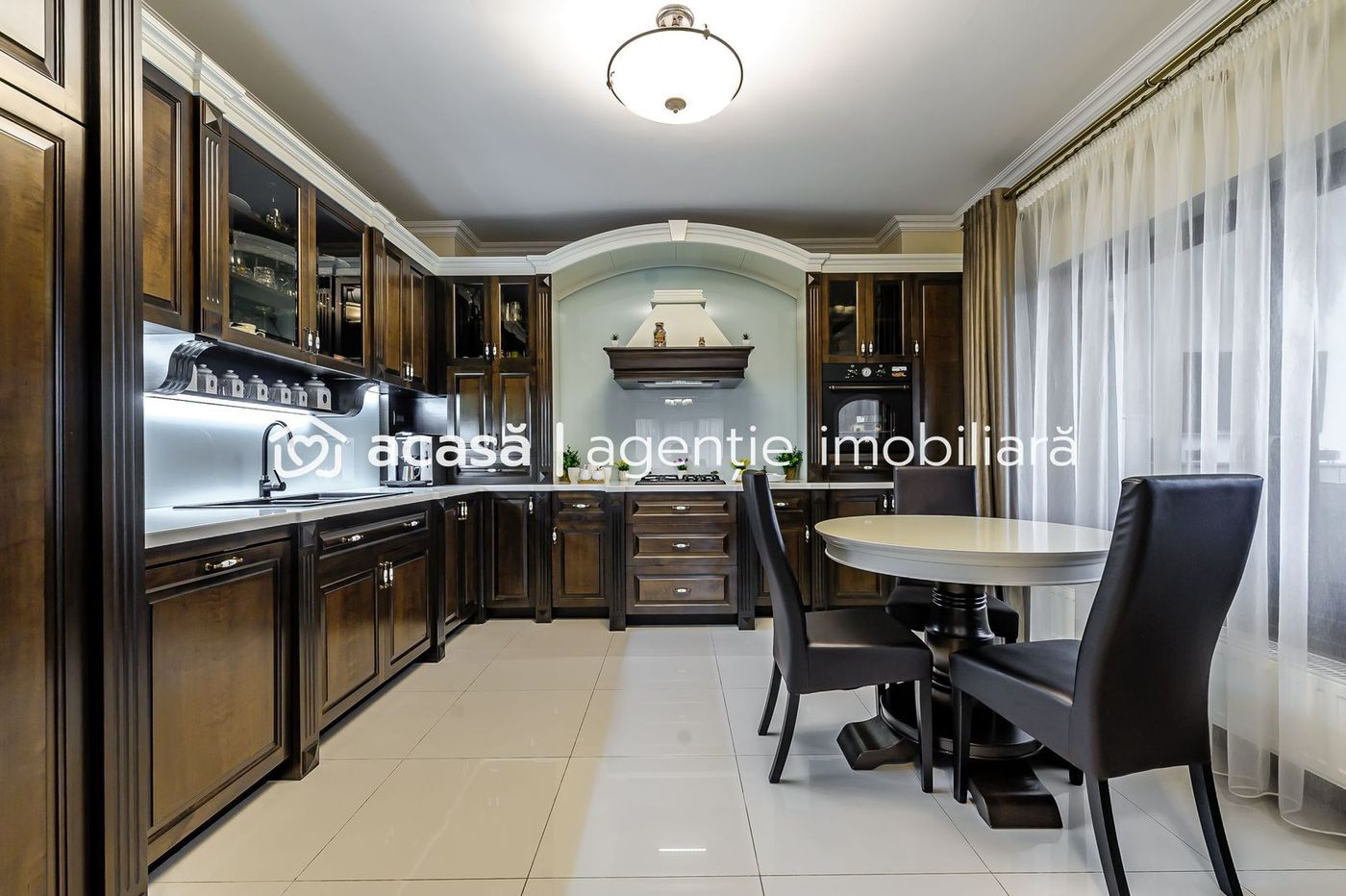 anBn-17252 PRET NOU!!! Vilă de Lux în Grădiște