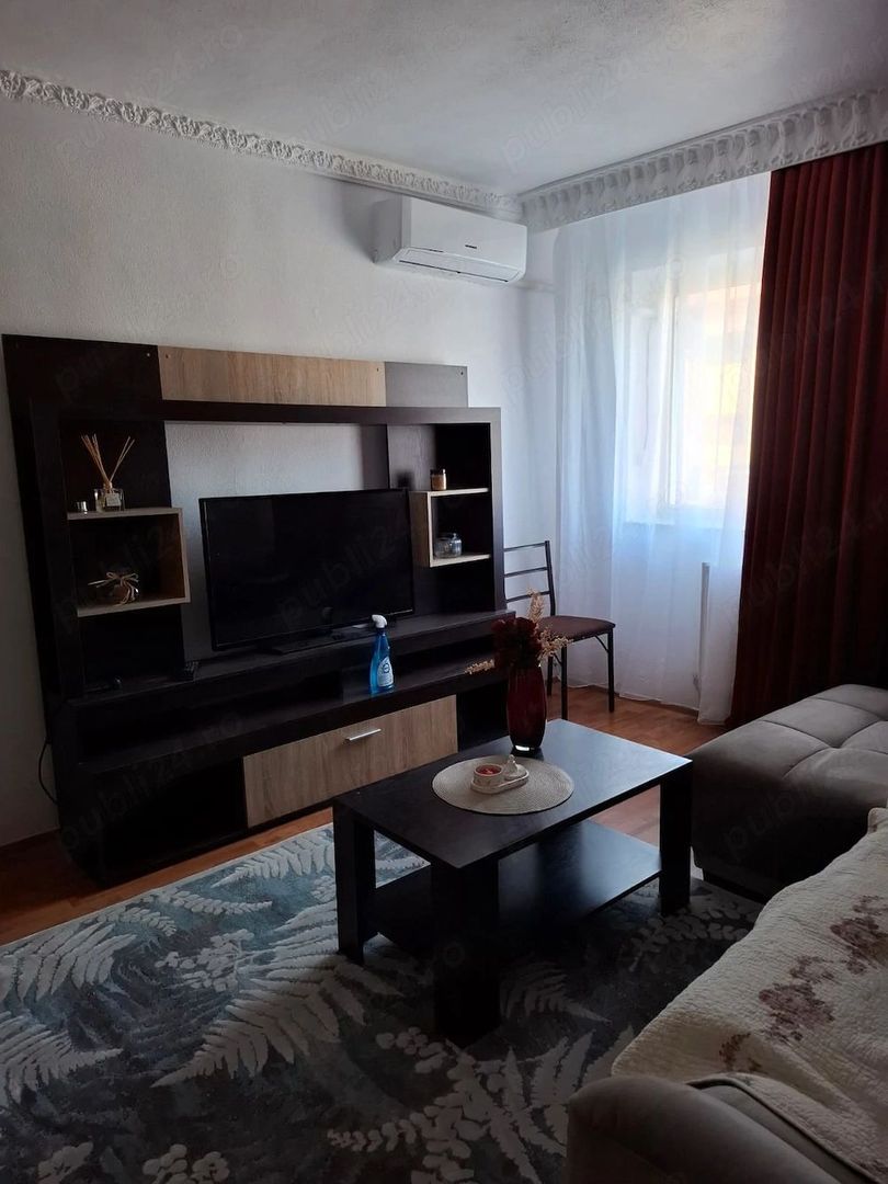De inchiriat apartament cu 2 camere,  Ireg,  etajul 1, 400 euro