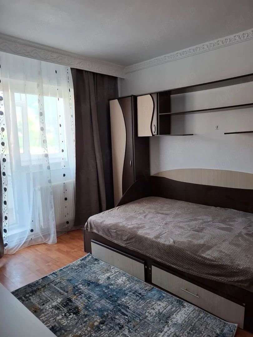 De inchiriat apartament cu 2 camere,  Ireg,  etajul 1, 400 euro