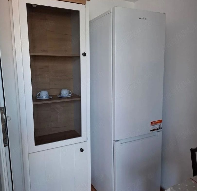 De inchiriat apartament cu 2 camere,  Ireg,  etajul 1, 400 euro