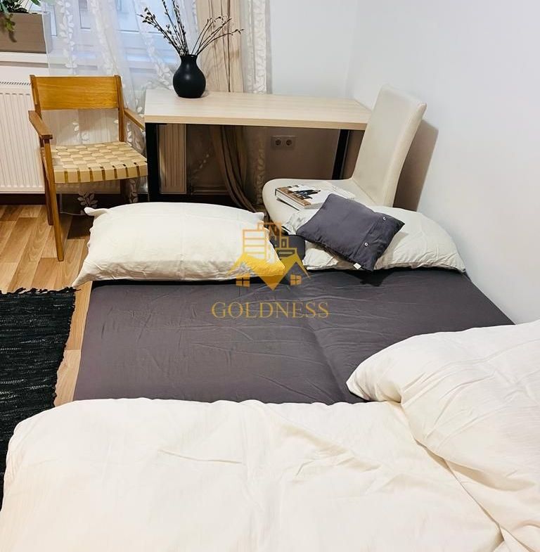2 camere, decomandate, Ultracentral, I.C Bratianu Zona Blvd. Eroilor