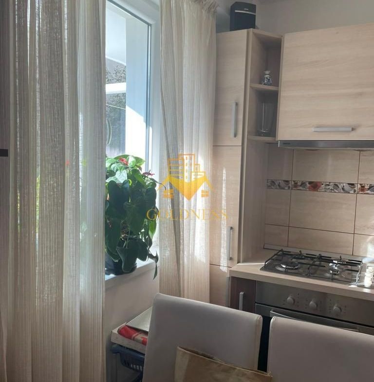 2 camere, decomandate, Ultracentral, I.C Bratianu Zona Blvd. Eroilor