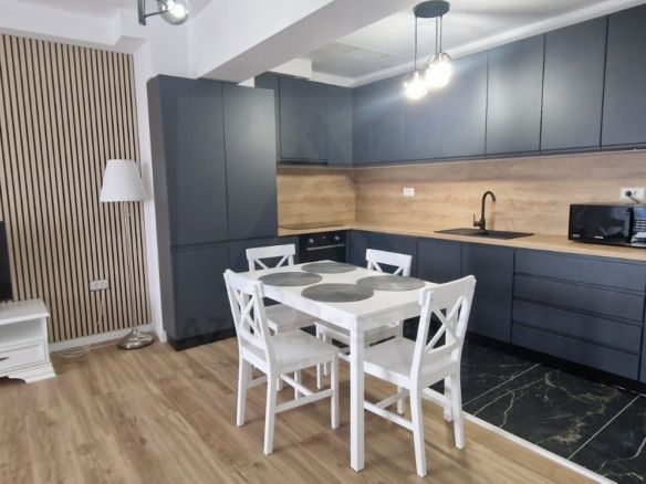 Apartament modern 2 camere etaj 1 cu 2 locuri de parcare Doamna Stanca