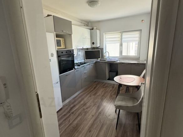 Apartament 2 camere parter 2 locuri parcare Calea Cisnadiei