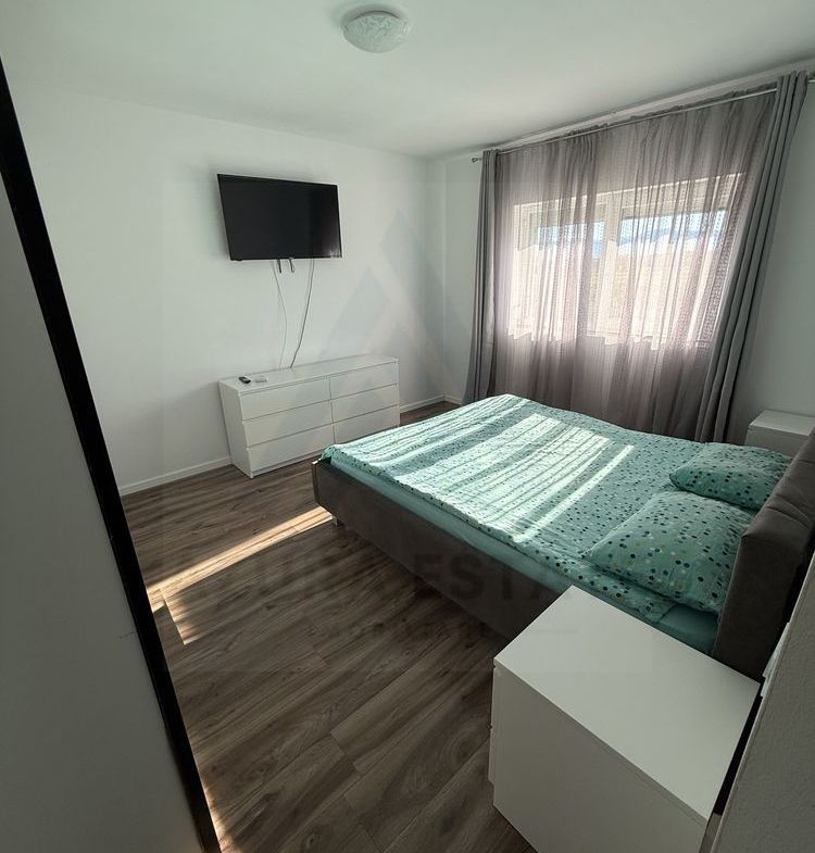 Apartament 2 camere parter 2 locuri parcare Calea Cisnadiei