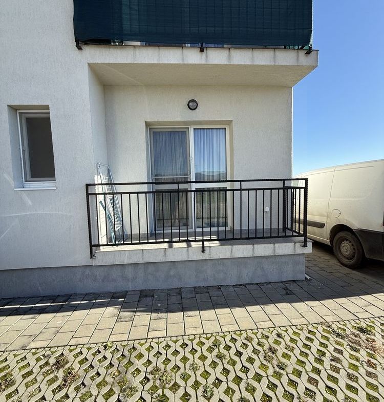 Apartament 2 camere parter 2 locuri parcare Calea Cisnadiei