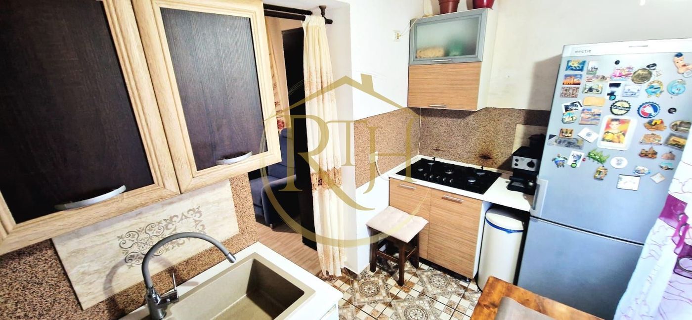 Vand casa Indivduala cu 4 camere in comuna Giroc/ pret 186000 euro