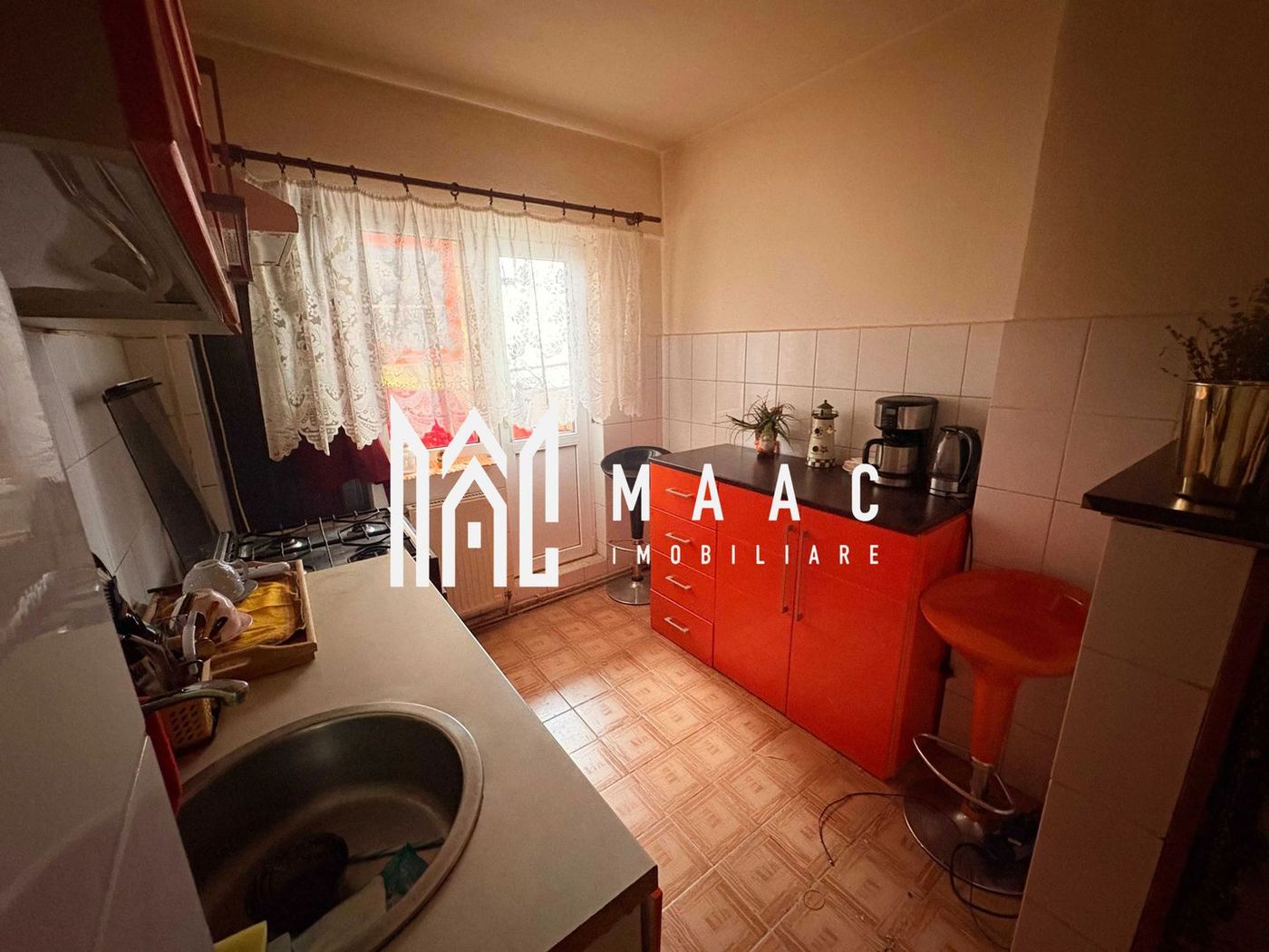 Apartament 2 Camere I Decomandat I Etajul 1 I Siretului
