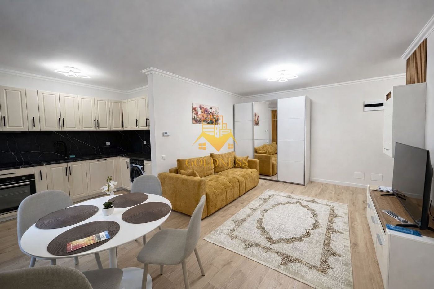 2 Camere Openspace, Lux, Intre lacuri, Parcare, FSEGA, Iulius Mall.