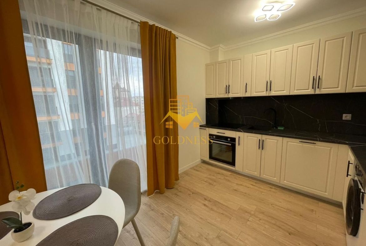 2 Camere Openspace, Lux, Intre lacuri, Parcare, FSEGA, Iulius Mall.