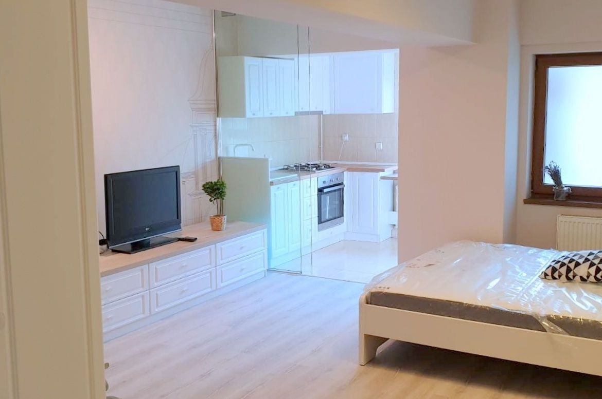 Apartament cu 1 cameră de închiriat – Complex Privilege, Galați, 380 euro