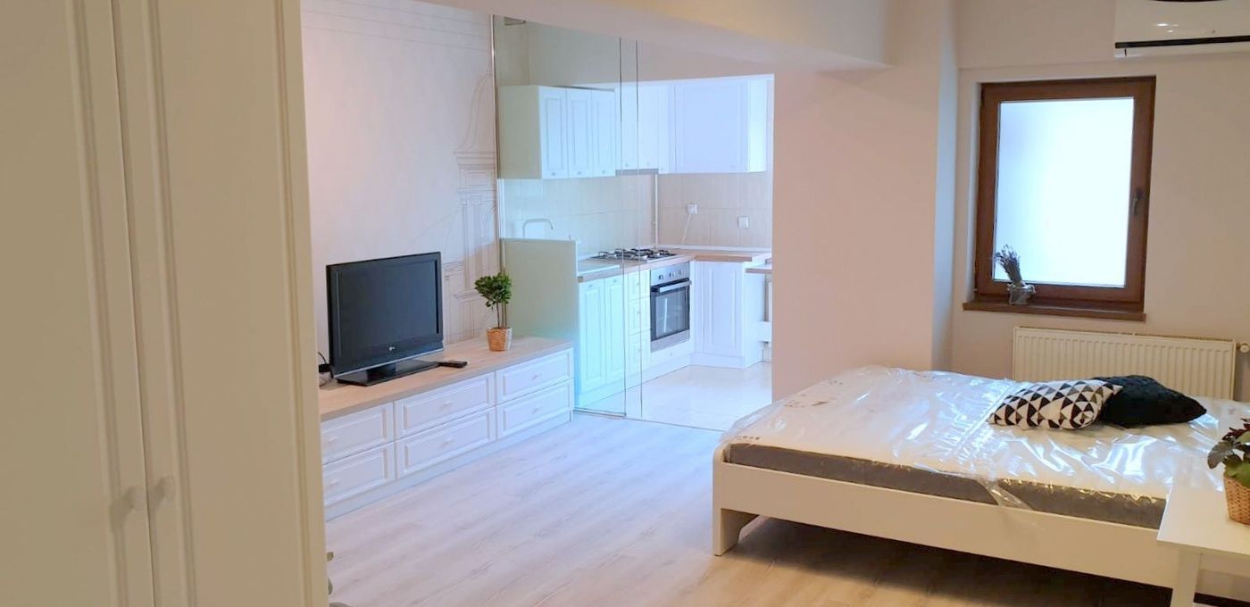 Apartament cu 1 cameră de închiriat – Complex Privilege, Galați, 380 euro