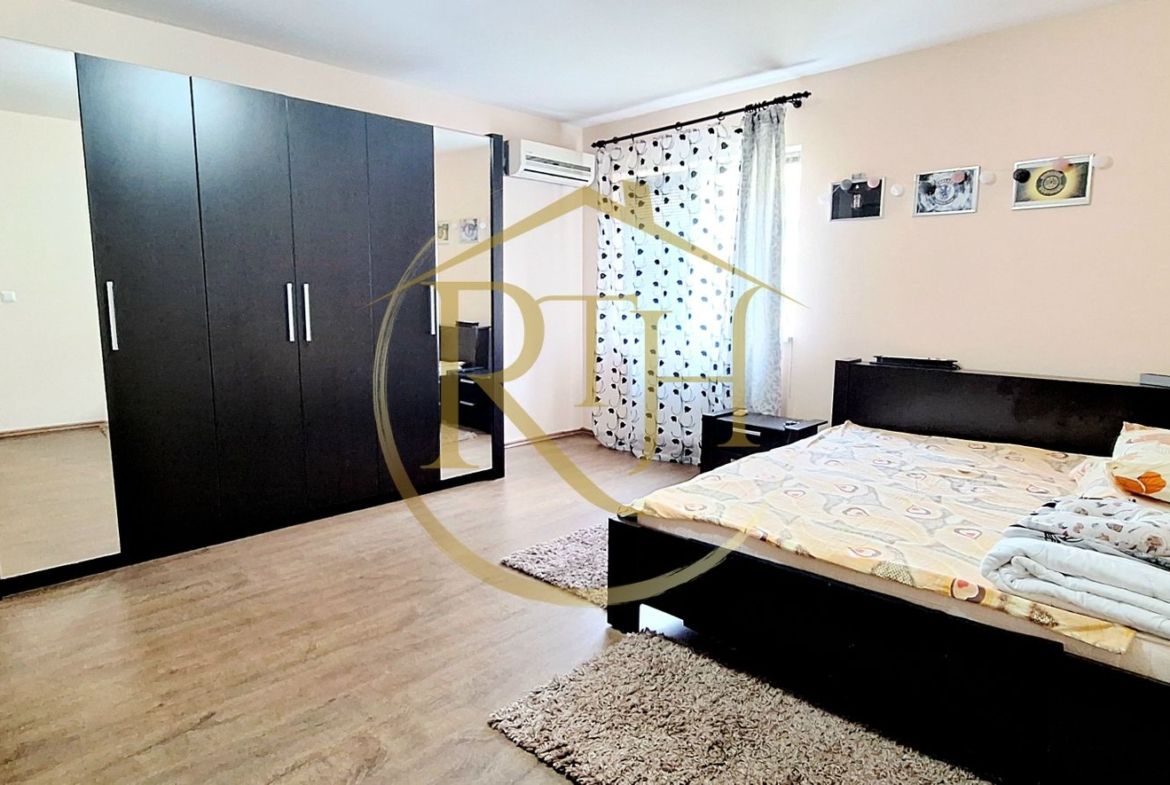 Oferim spre inchiriere apartament cu 1 camera,loc de parcare,Complex Studentesc