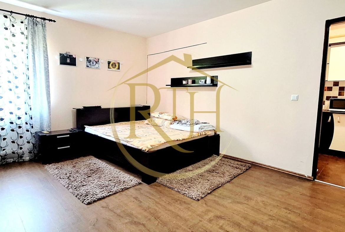 Oferim spre inchiriere apartament cu 1 camera,loc de parcare,Complex Studentesc
