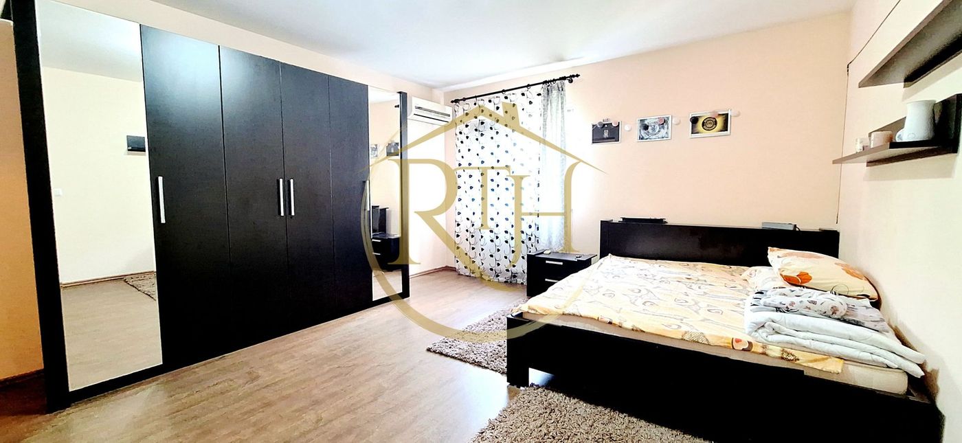 Oferim spre inchiriere apartament cu 1 camera,loc de parcare,Complex Studentesc