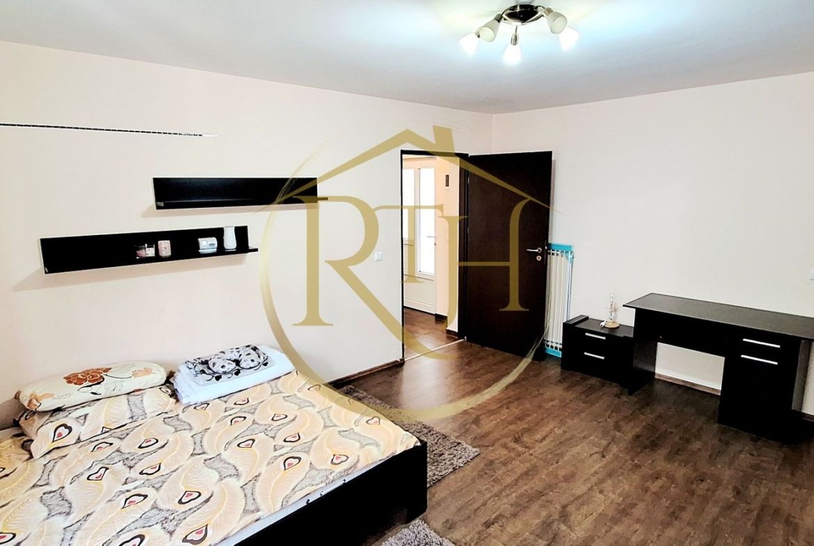 Oferim spre inchiriere apartament cu 1 camera,loc de parcare,Complex Studentesc