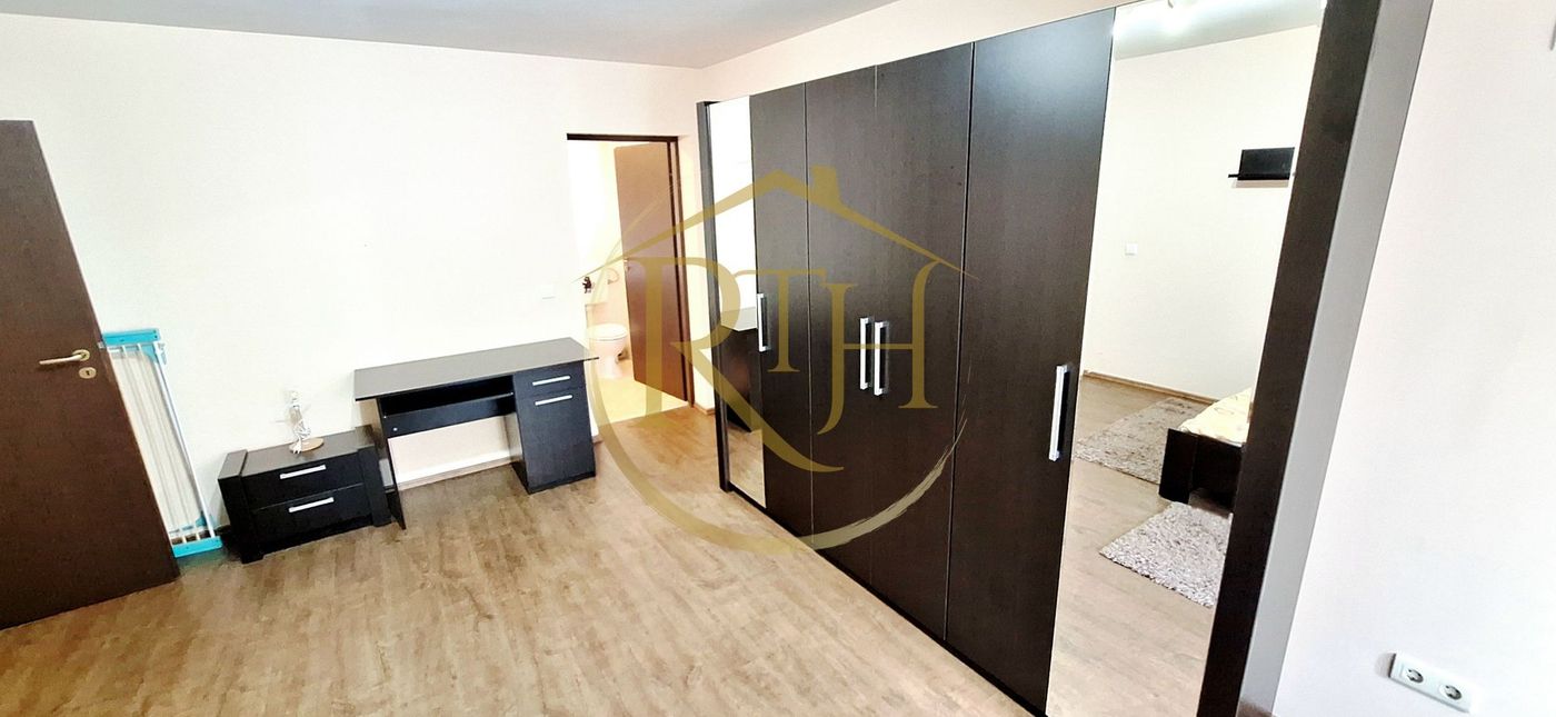 Oferim spre inchiriere apartament cu 1 camera,loc de parcare,Complex Studentesc