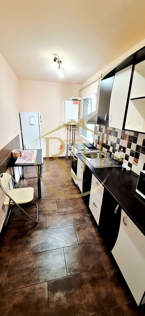 Oferim spre inchiriere apartament cu 1 camera,loc de parcare,Complex Studentesc