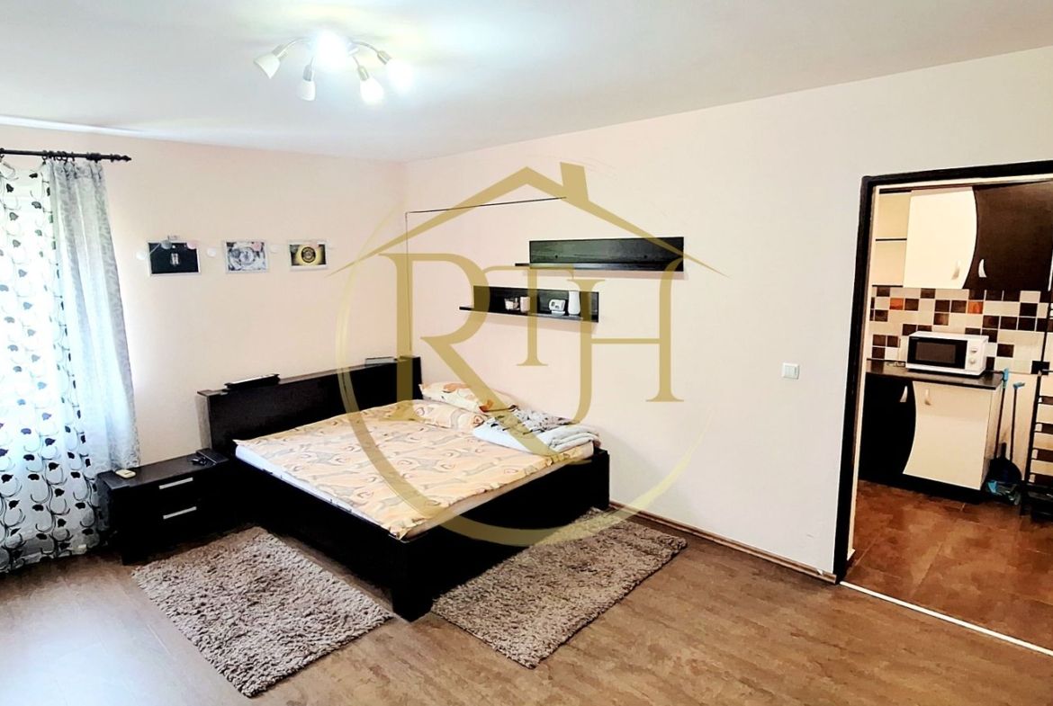 Oferim spre inchiriere apartament cu 1 camera,loc de parcare,Complex Studentesc