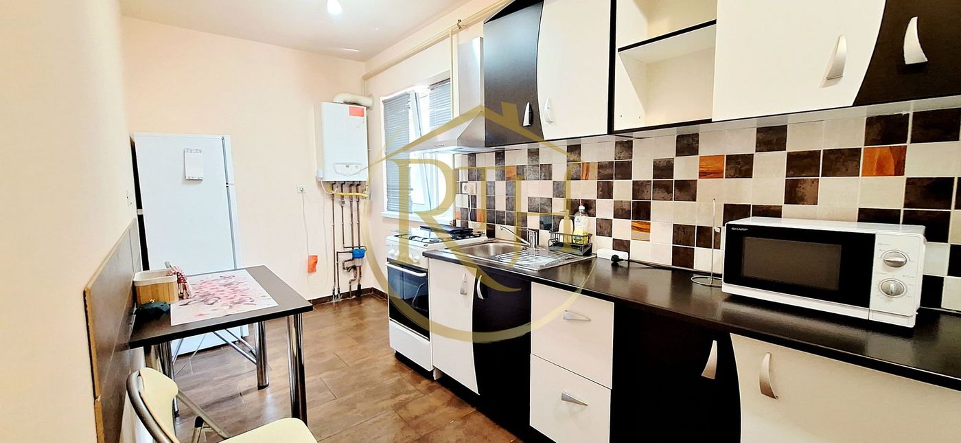Oferim spre inchiriere apartament cu 1 camera,loc de parcare,Complex Studentesc